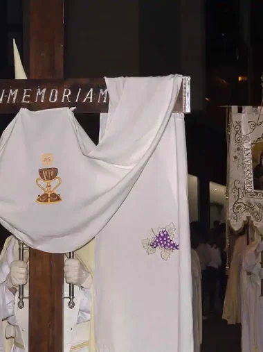 Cruz In Memoriam Cofradía Eucaristía 2