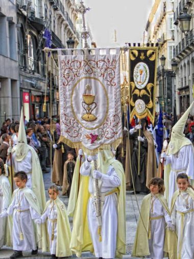 Guión titular Cofradía Eucaristía 6